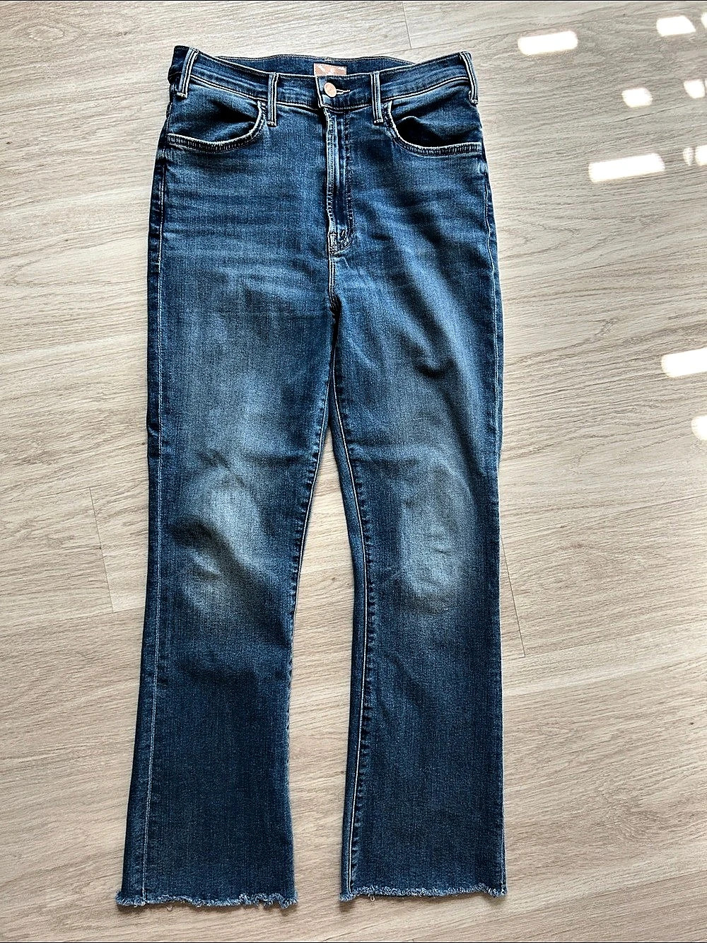 Mother The Hustler Ankle Fray Ankle Fray Flare Jeans in Blue Waist 29